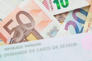 Le permis de séjour en France est essentiel pour les marocains désirant s’y installer légalement.